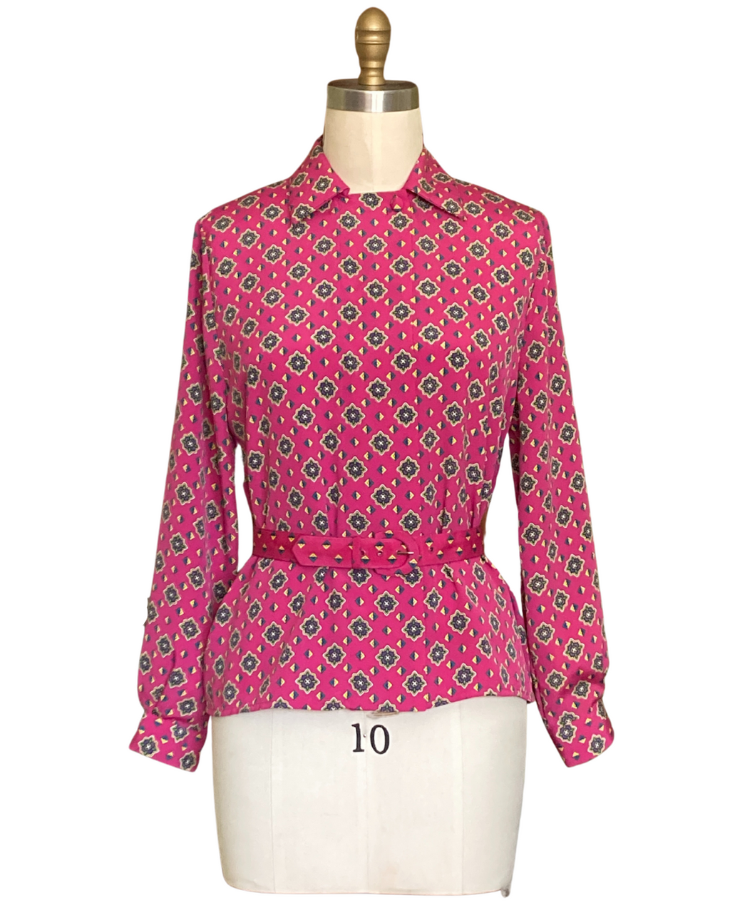 1980s HOT PINK NOVELTY PRINT BLOUSE W/ MATCHING BELT